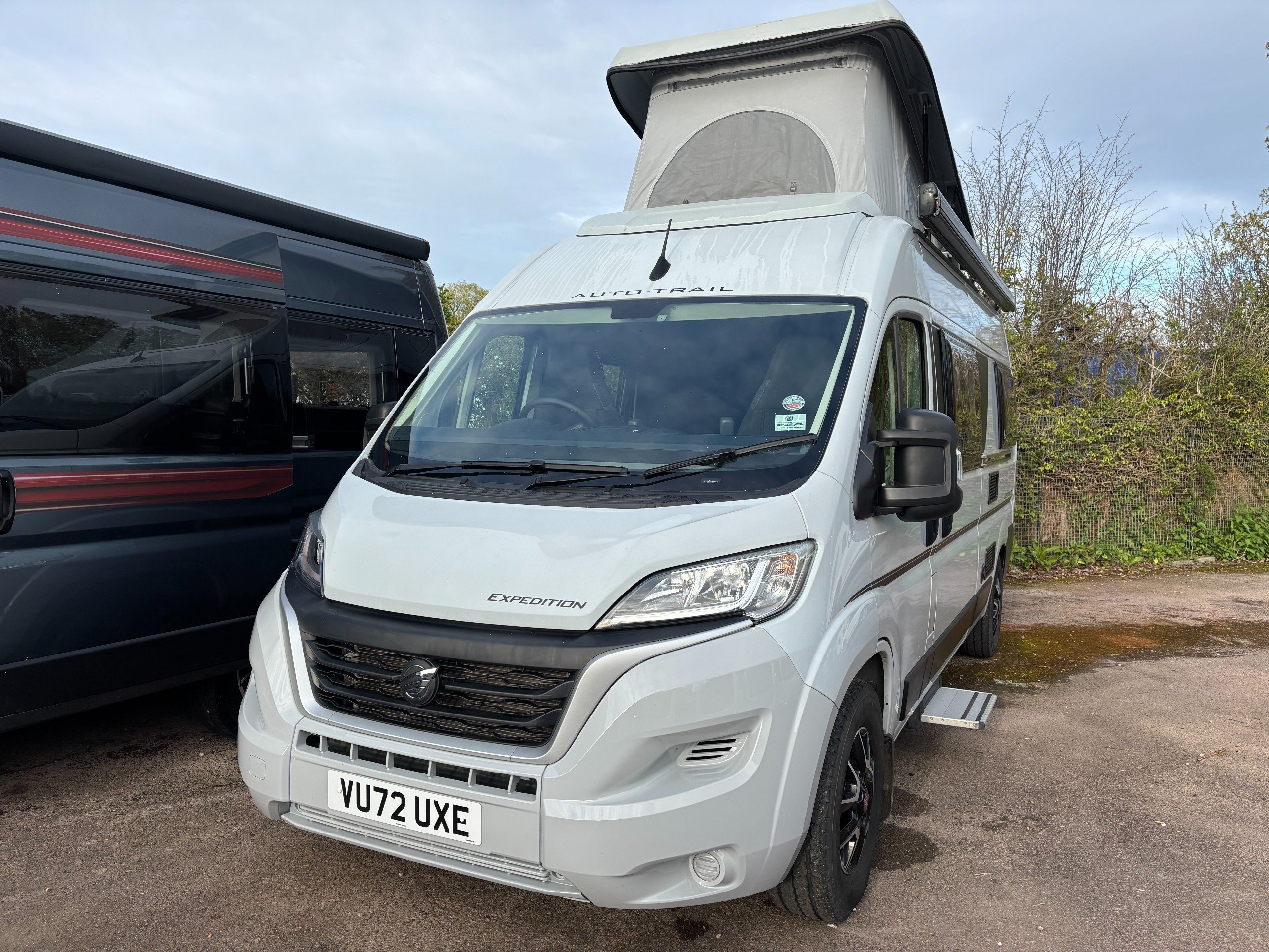 2022 Auto-Trail Expedition 67 Pop Top Campervan