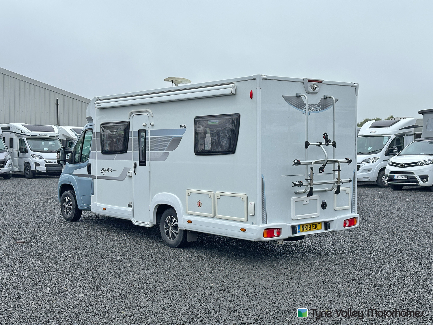 Elddis Signature 155