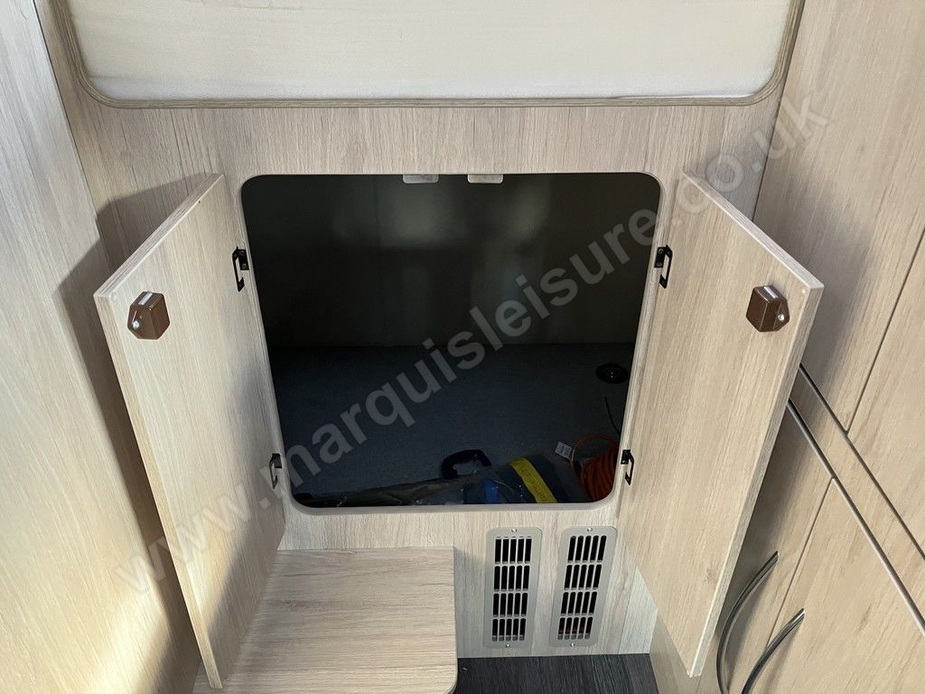 Auto-Trail EXPEDITION C73
