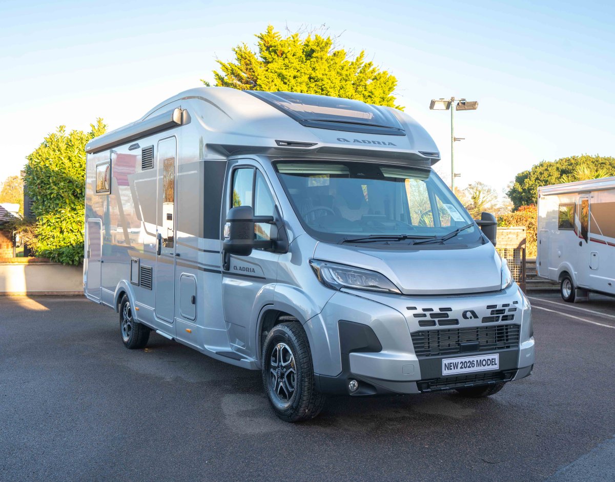 Adria Matrix Supreme 670 SC 2024 180BHP Automatic 4 Berth