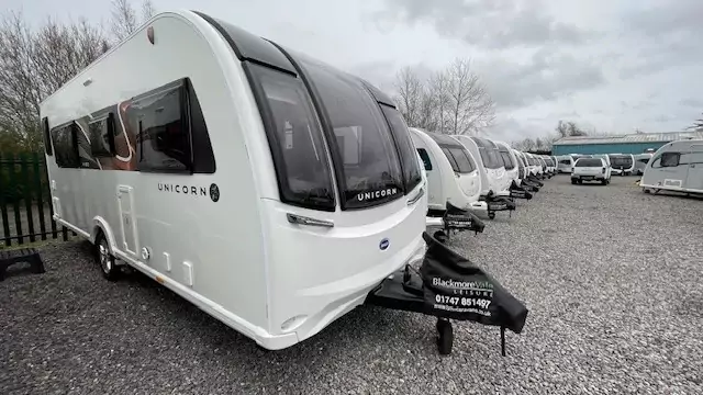 2022 Bailey Unicorn Vigo - 4-Berth Caravan with Transverse Island Bed