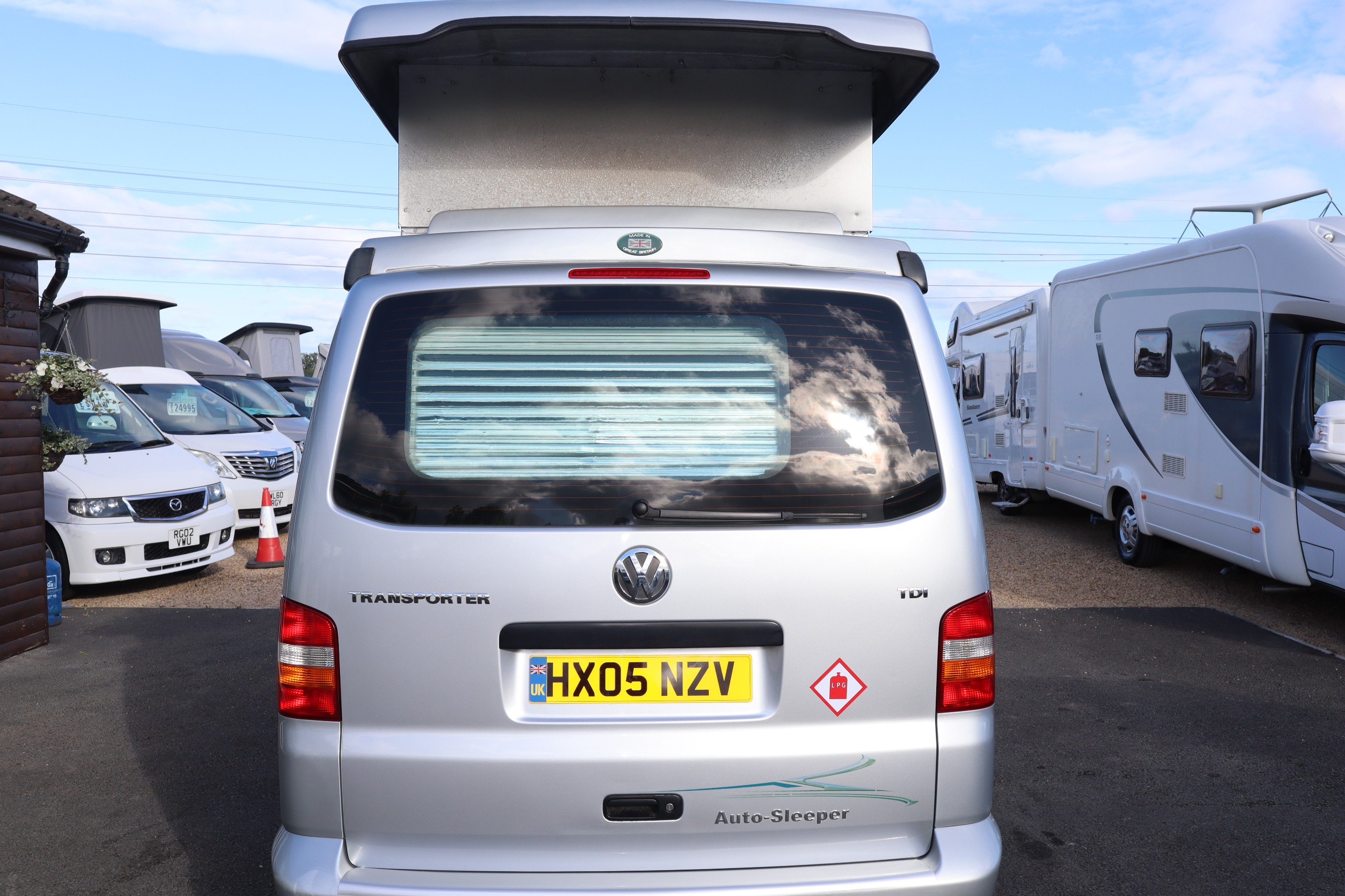 Auto-Sleepers Trooper VW AutoSleeper Trooper, 2 Berth, 4 Belts, MOT, 12 Months Warranty, Habitation Service