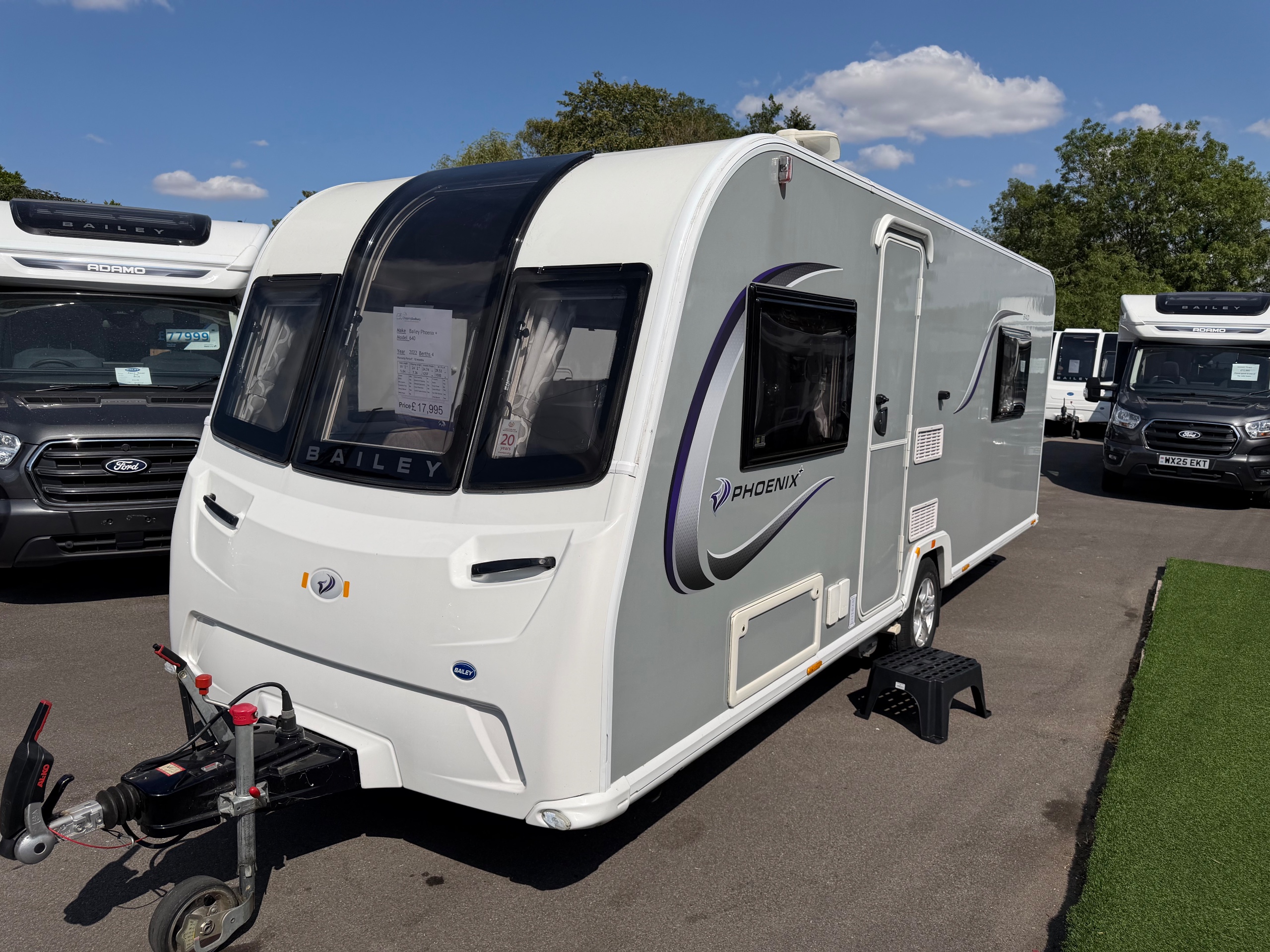 Bailey Phoenix 640