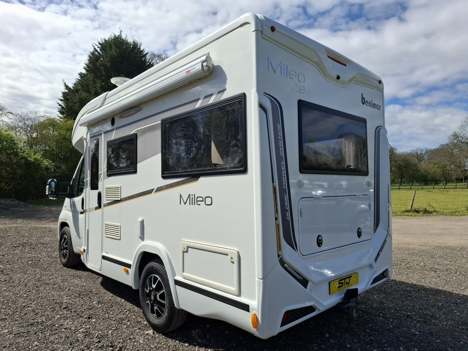 Benimar Mileo 283