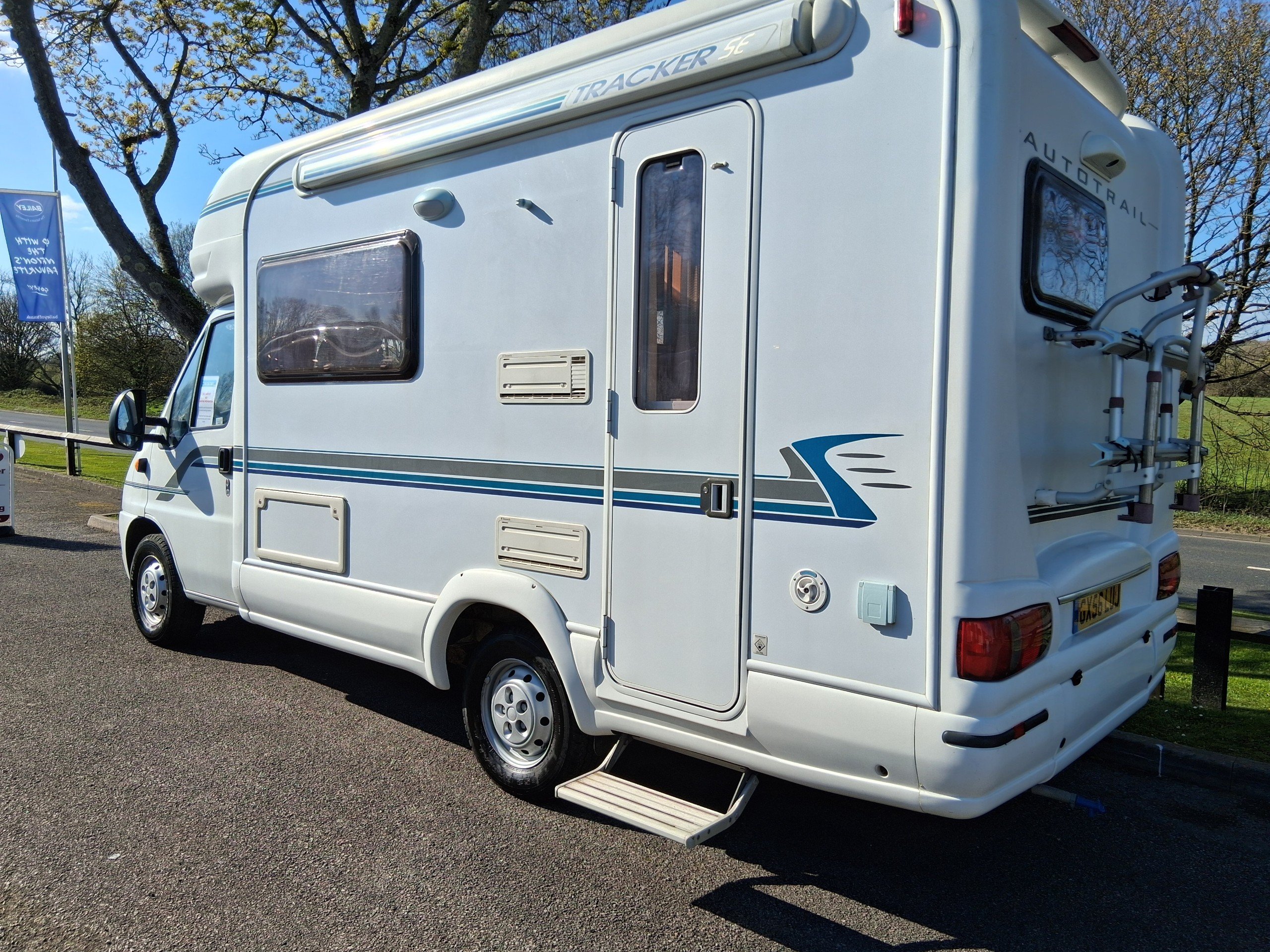 Auto-Trail Tracker 2006 Used 2 Berth Motorhome with French Bed