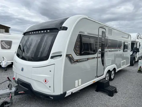 Man Coachman Laser 665