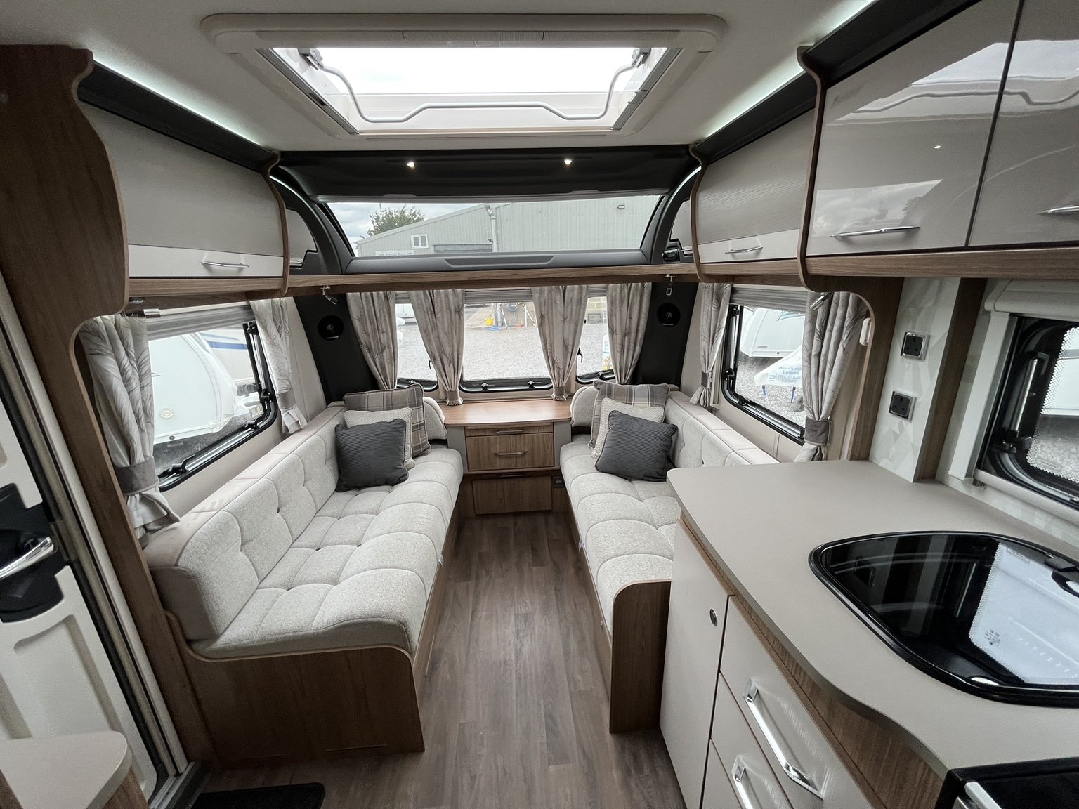2020 Coachman Laser 665
