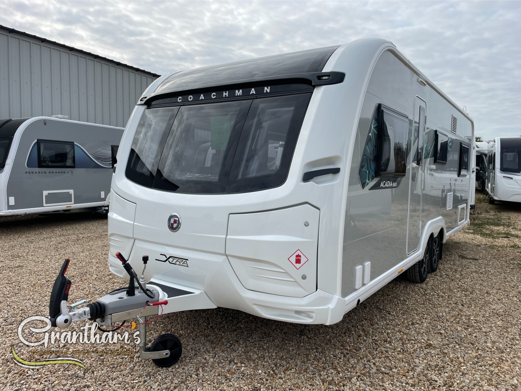 Coachman Acadia