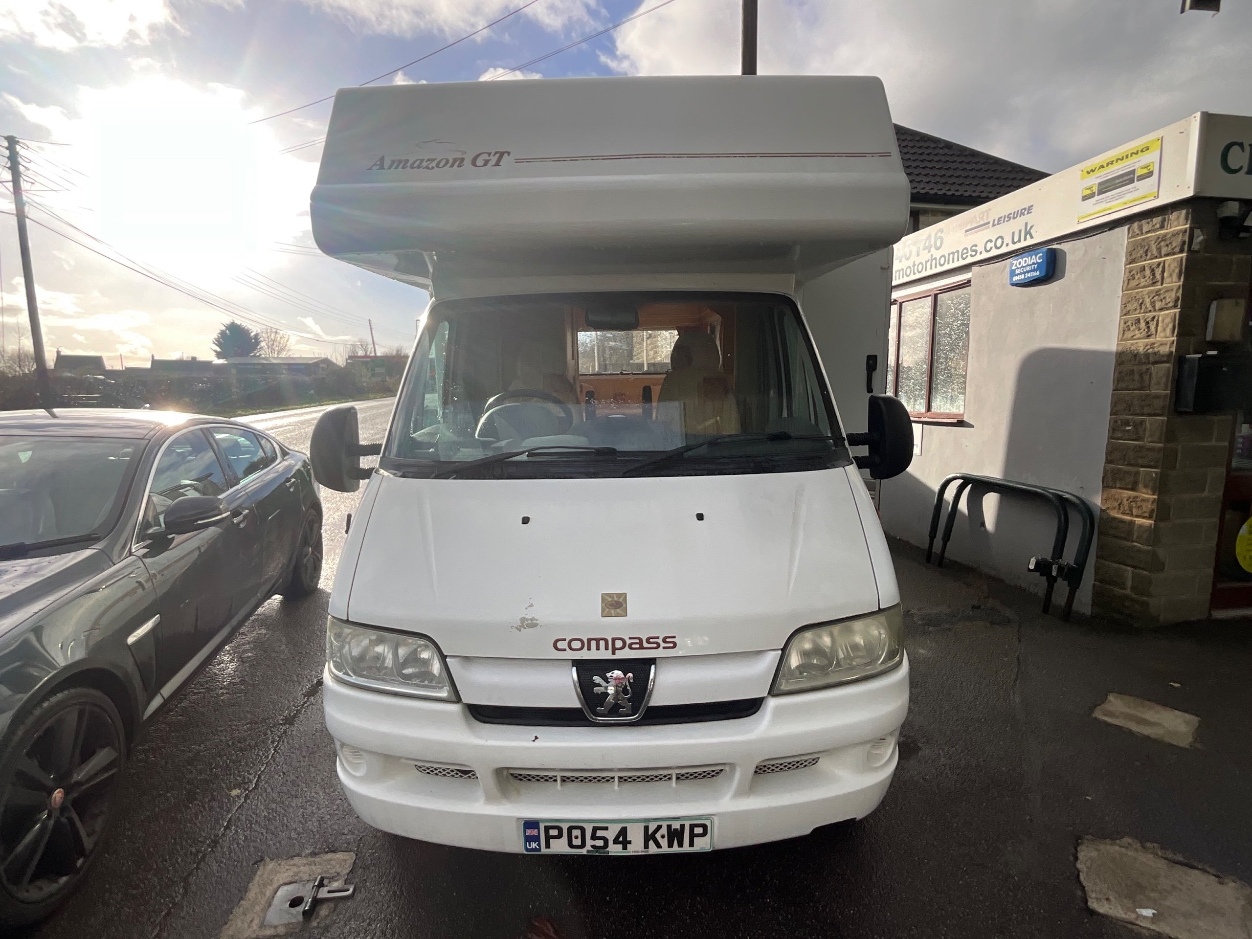 2004 Compass Avantgarde 400