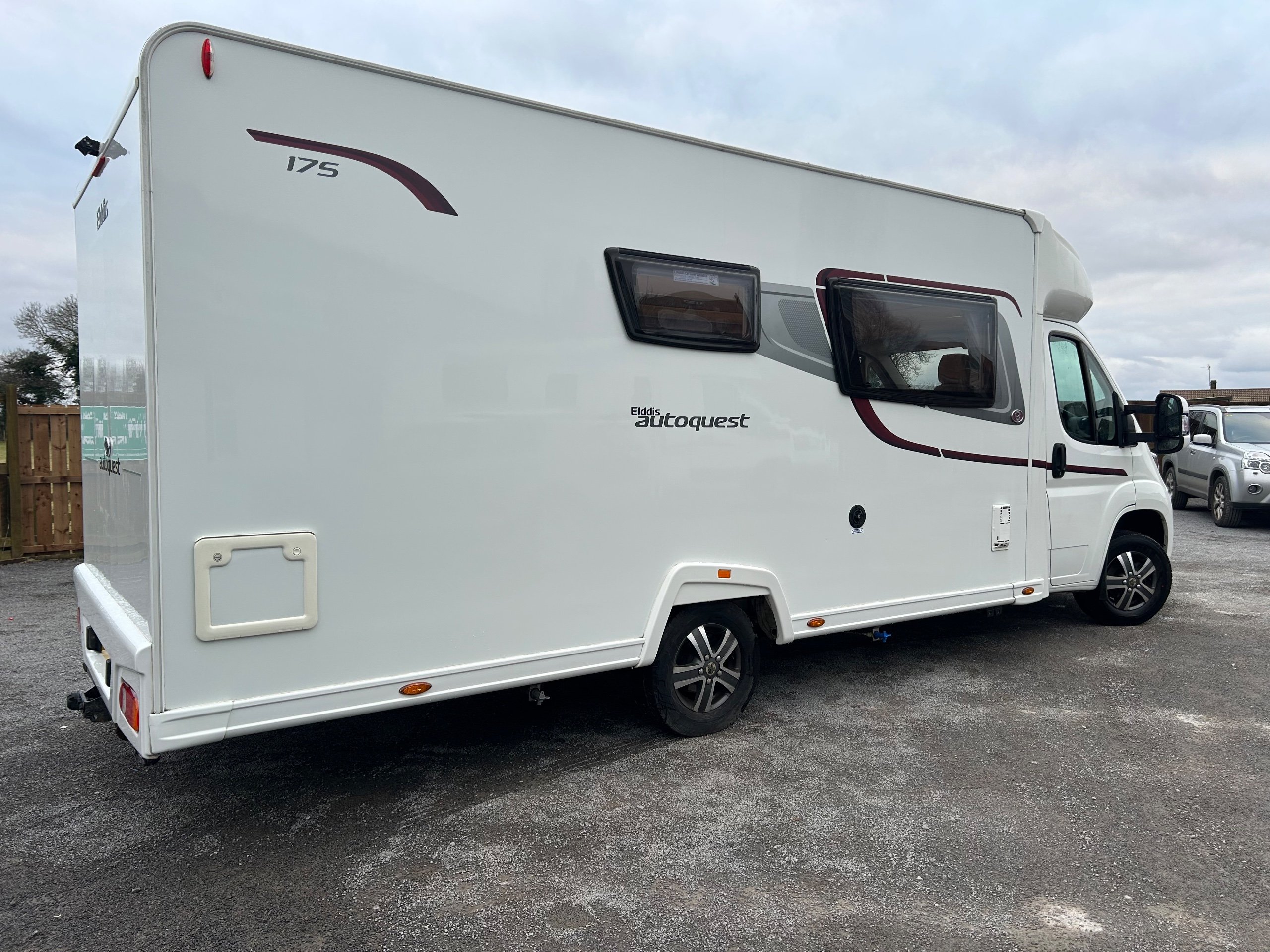 2016 Elddis Autoquest 175