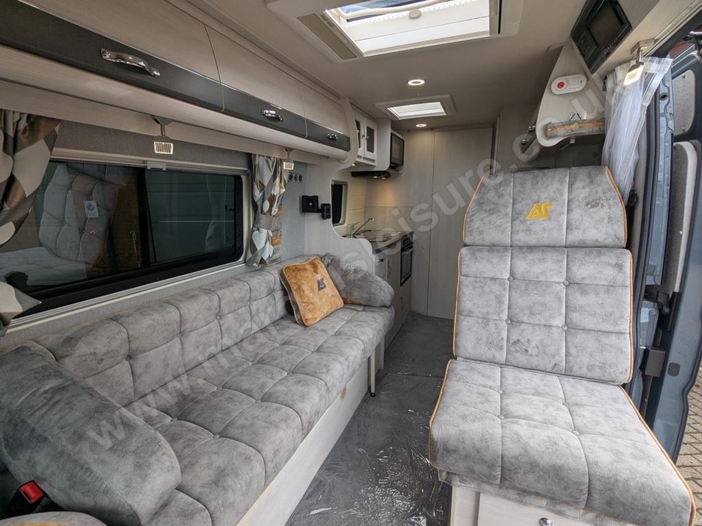AUTO SLEEPERS KEMERTON XL