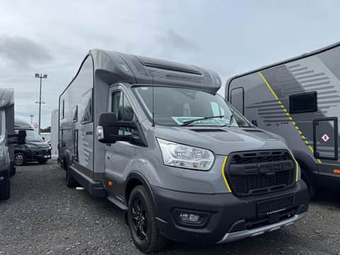 Swift Trekker 584