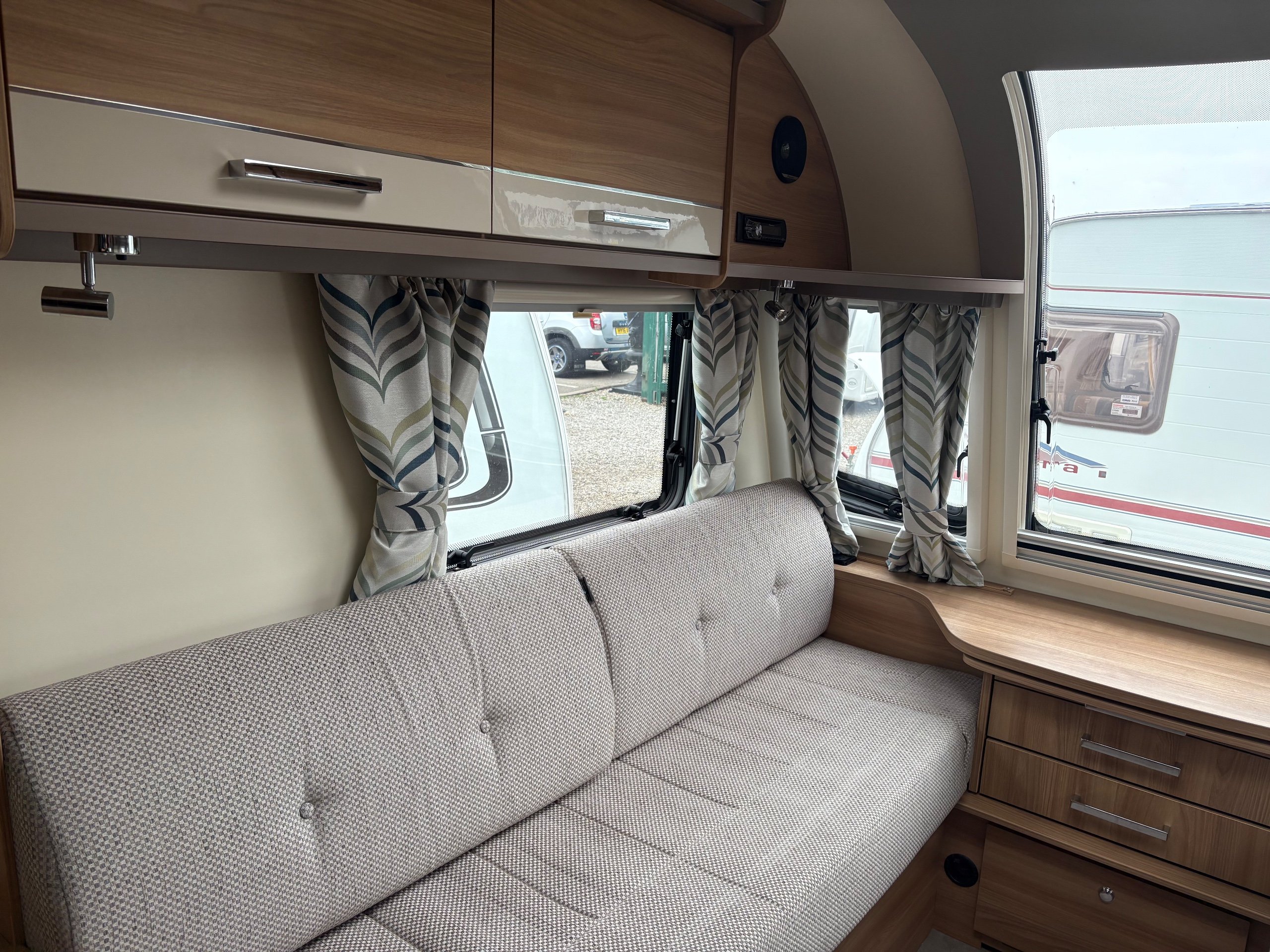 Bailey Pegasus GT70 Genoa