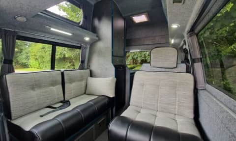 Volkswagen T6 SWB