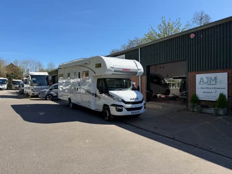 Dethleffs Globetrotter XXLA 9000 EB