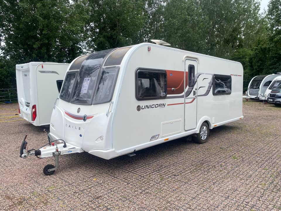 Bailey Unicorn Madrid S3 - Exterior - Front