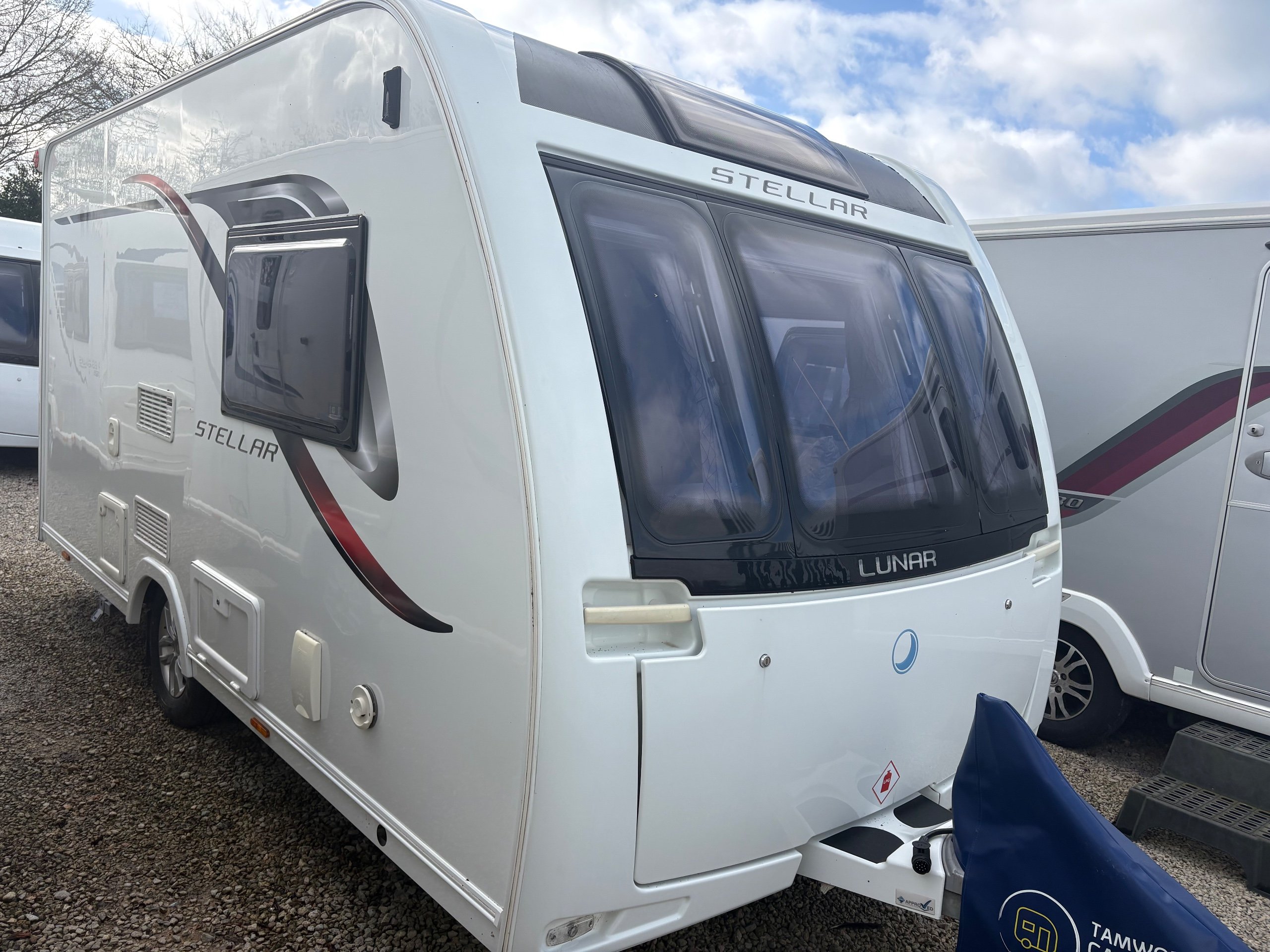 2017 Lunar Stellar