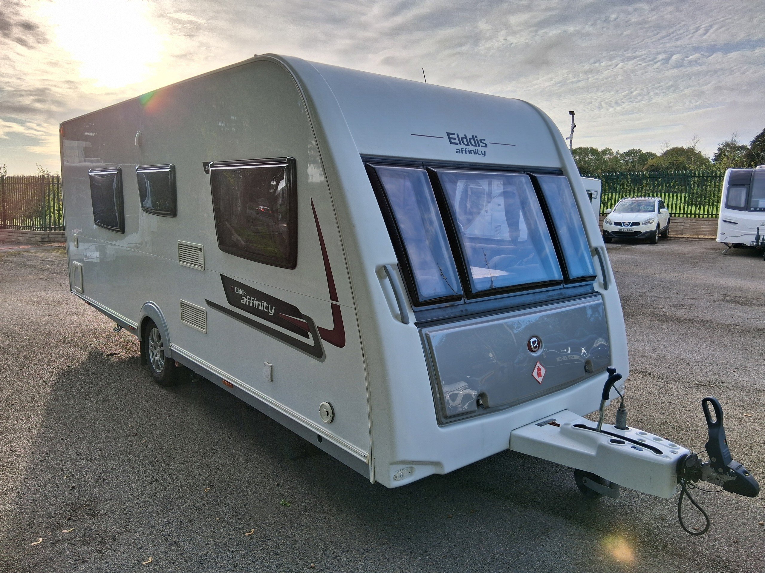 Elddis Affinity 574