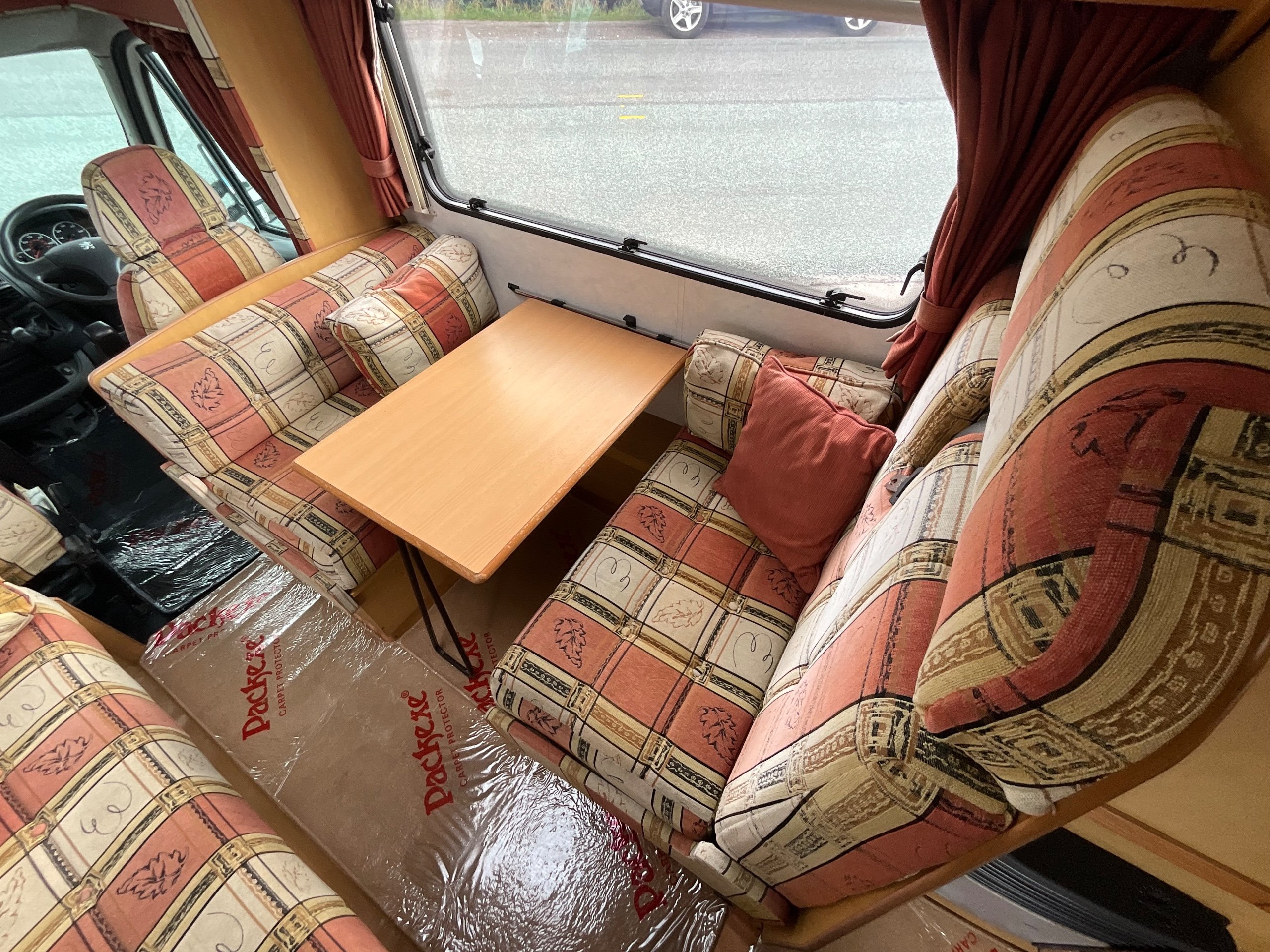 Elddis Sunseeker 300
