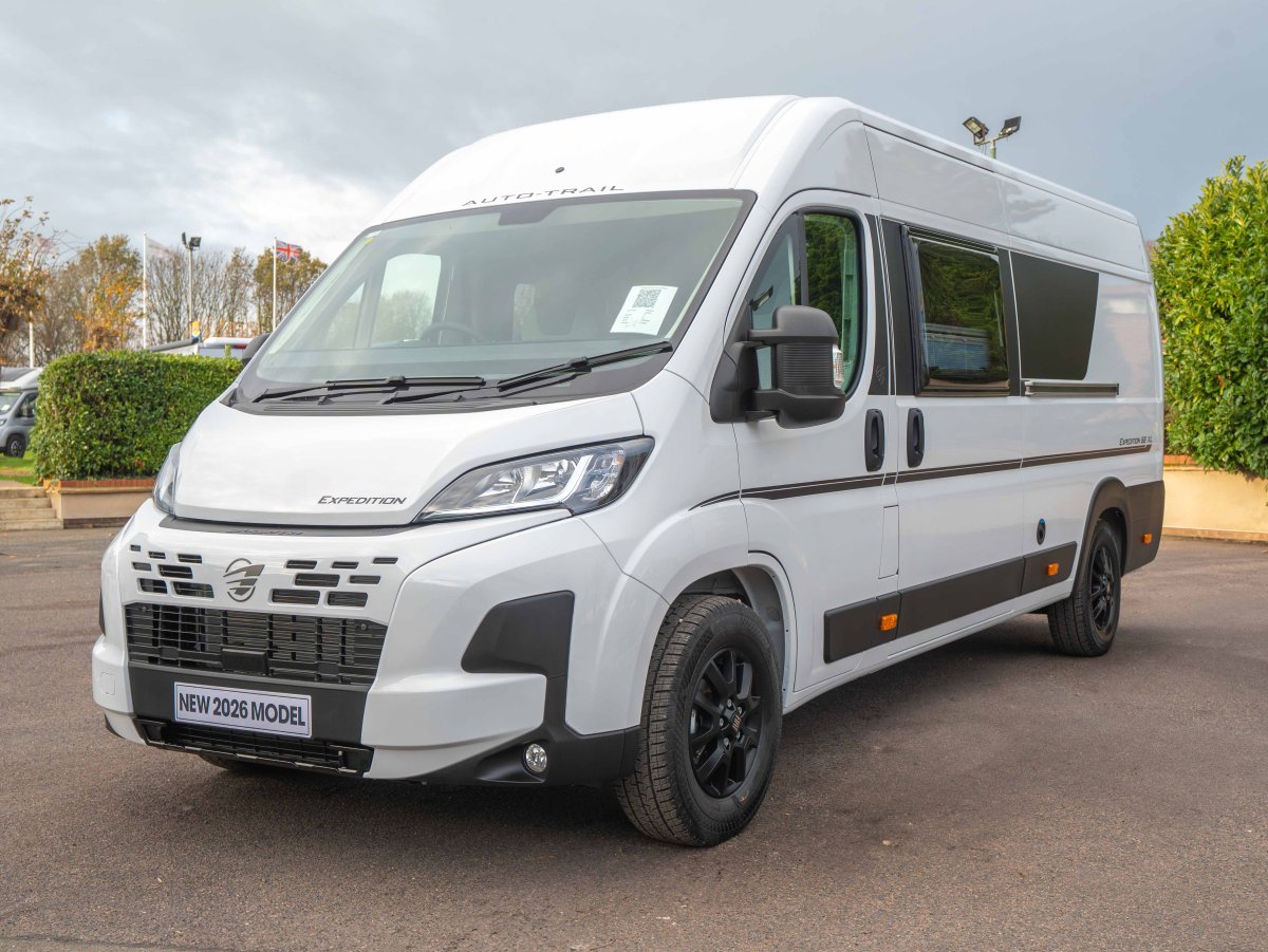 Auto-Trail Expedition 68 140BHP Auto