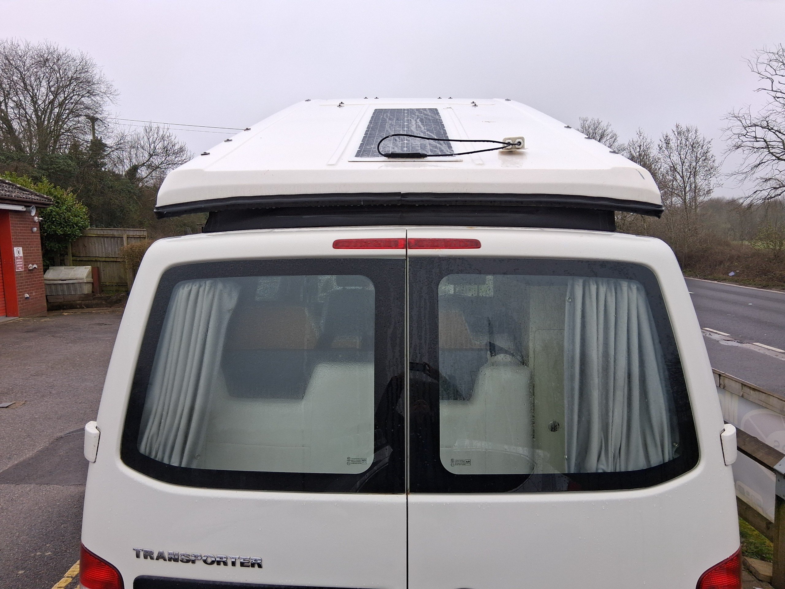 Volkswagen Campervan 2008 Manual The Weekender Layout