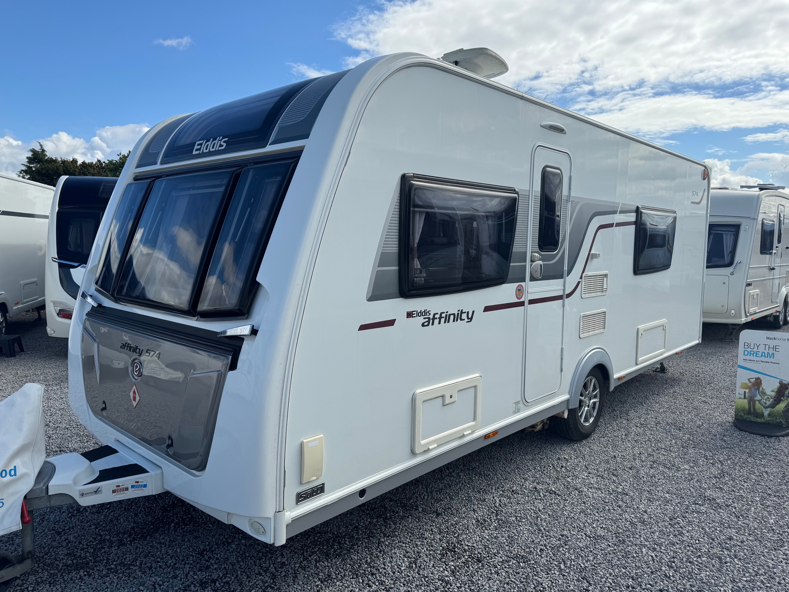 Elddis Affinity 574