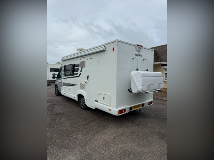 2017 Elddis Majestic 175