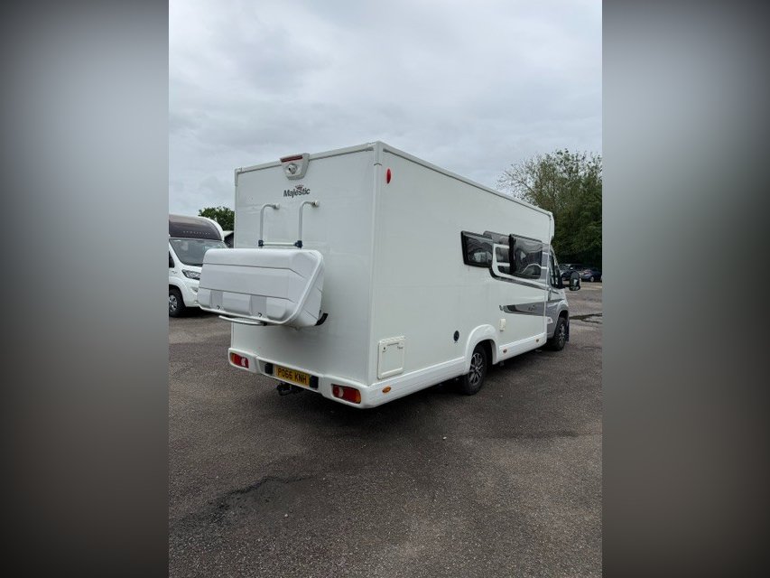 2017 Elddis Majestic 175