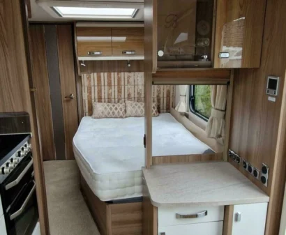 Swift Conqueror 580