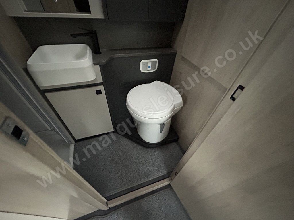 Auto-Trail F-LINE F60