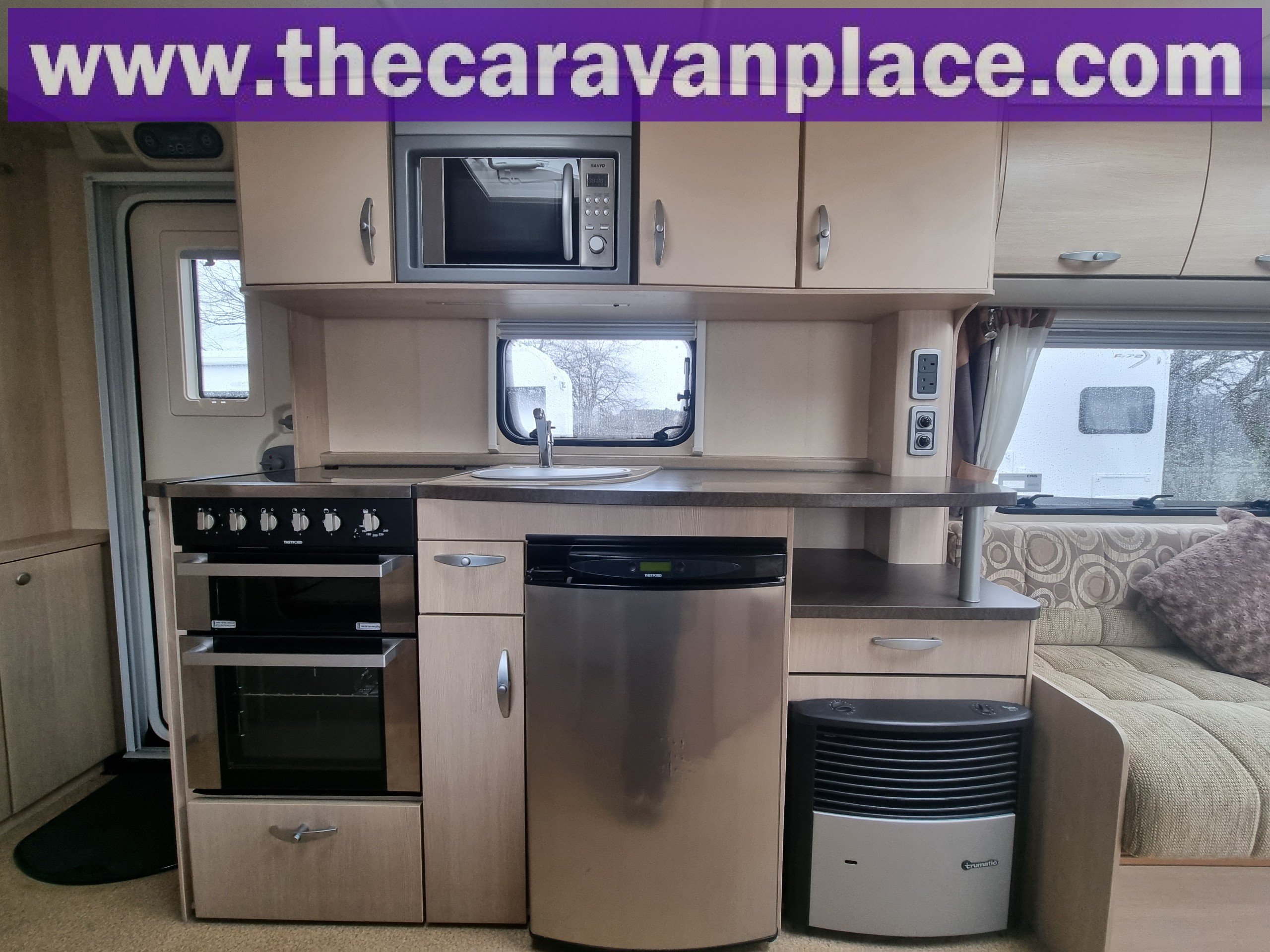 Sterling Eccles Moonstone 2011 4-Berth Caravan