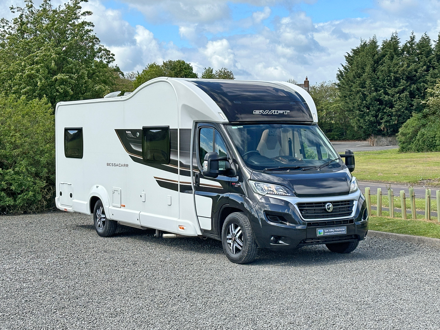 Swift Bessacarr E596
