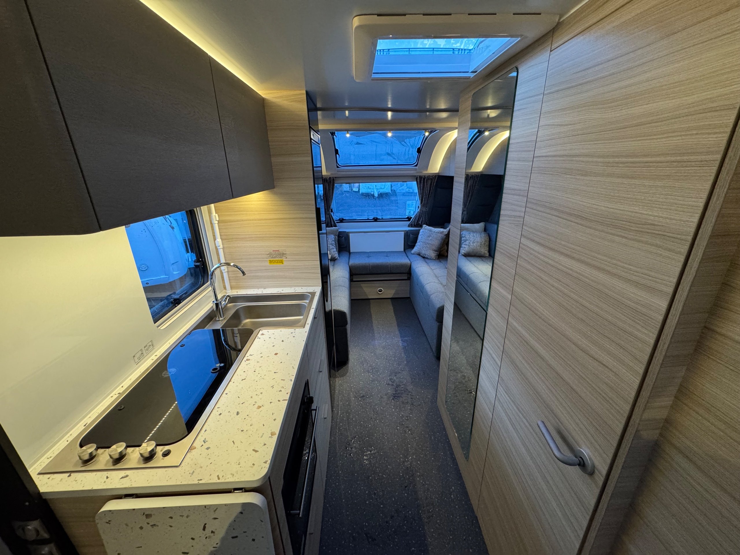 Adria Altea Avon