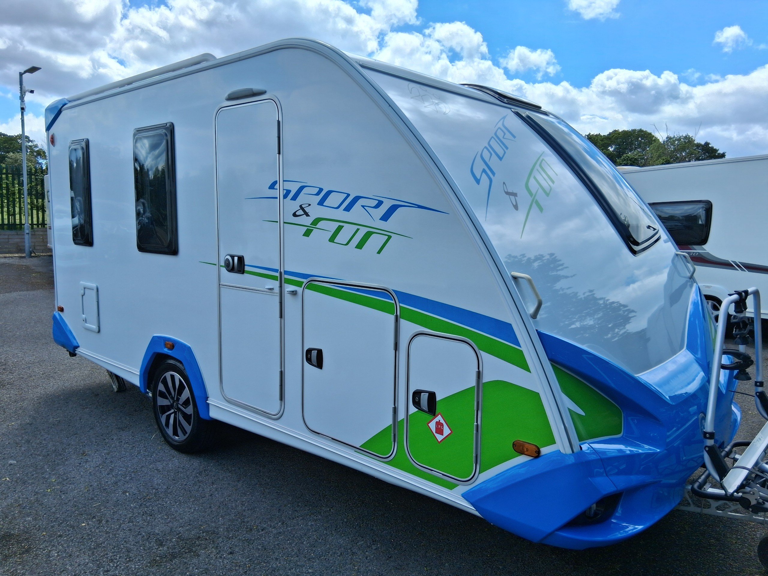 2023 Knaus Sport