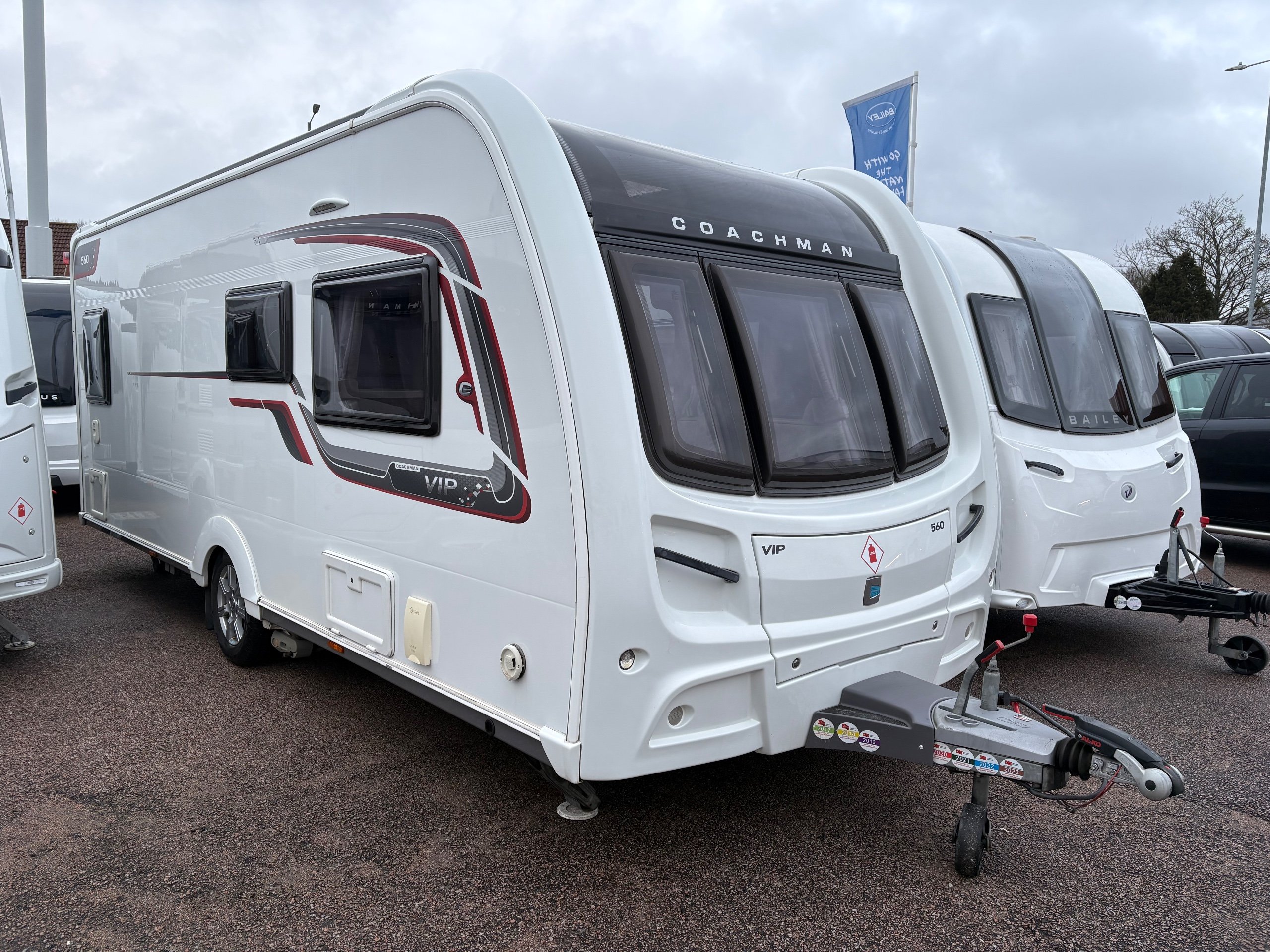 2017 Coachman VIP 560