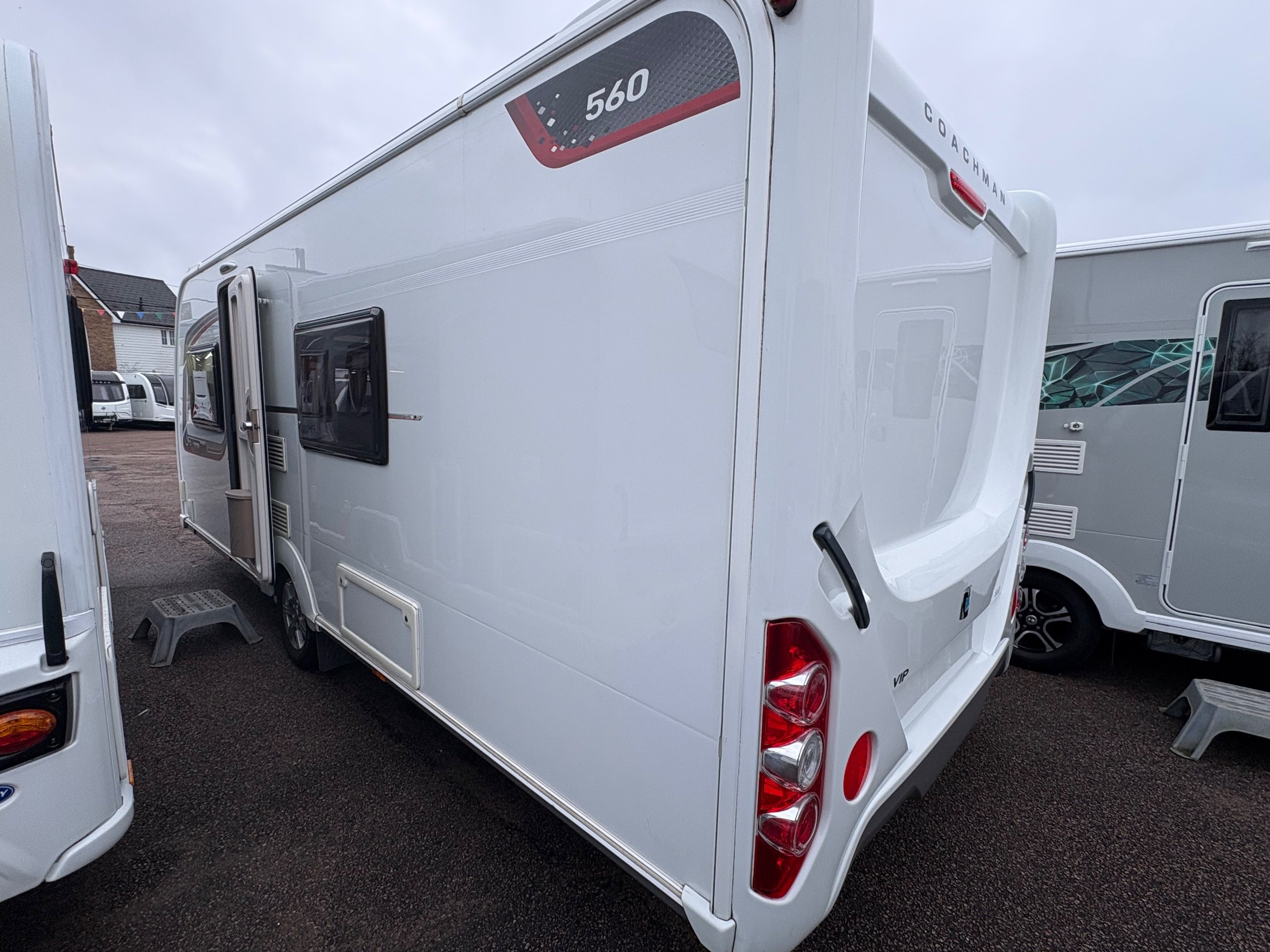 2017 Coachman VIP 560