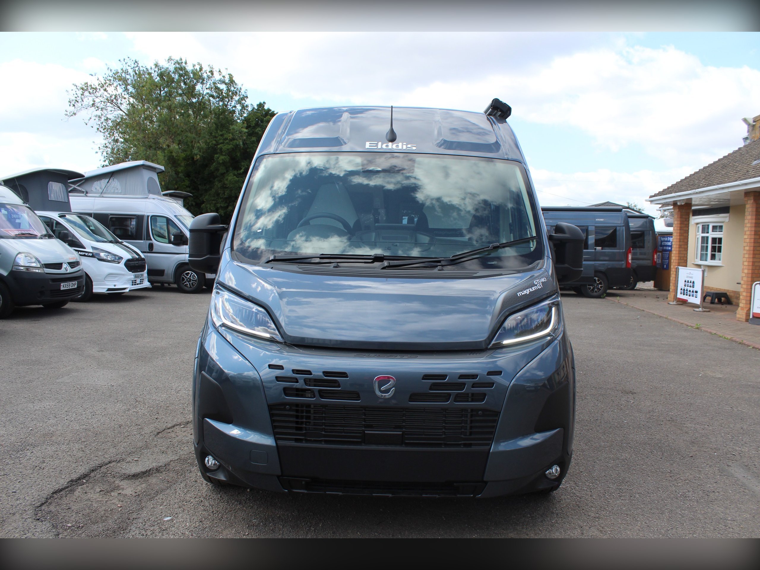 2025 Elddis Autoquest CV40 Magnum GTV