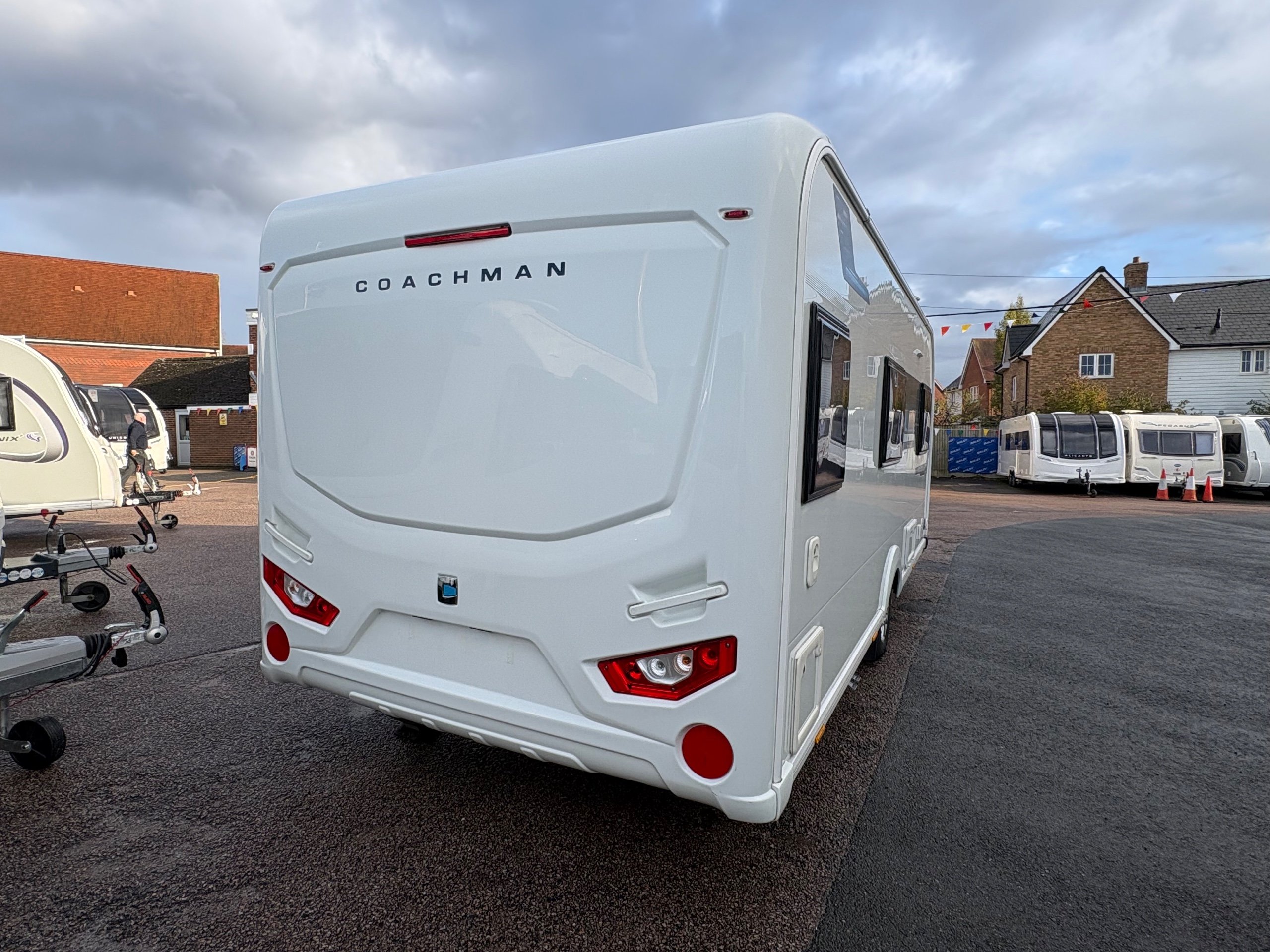 Coachman VIP 520