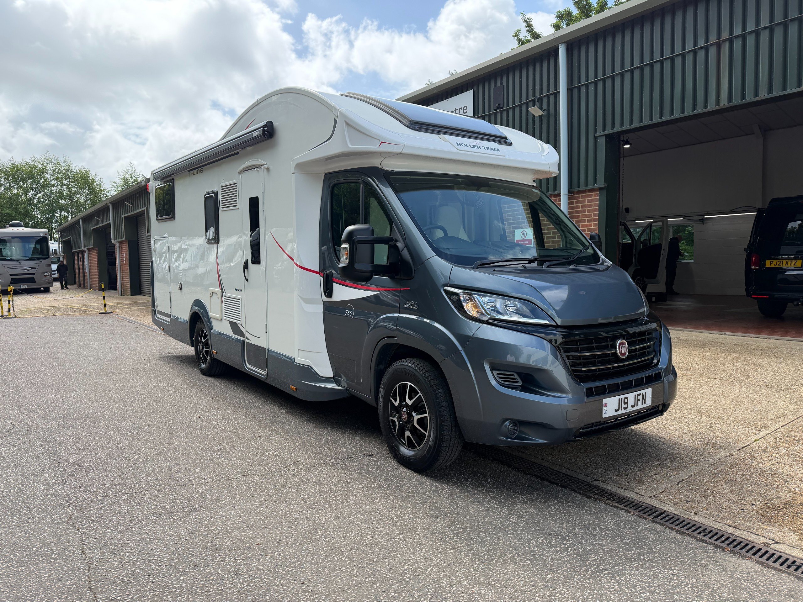 2015 Roller Team T Line 785