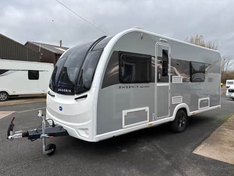 2026 Bailey Phoenix 440 Black Edition New 4 Berth Transverse Island Bed