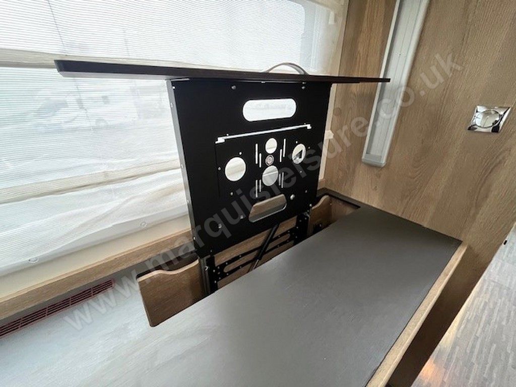 MOBILVETTA K-YACHT T-LINE 80