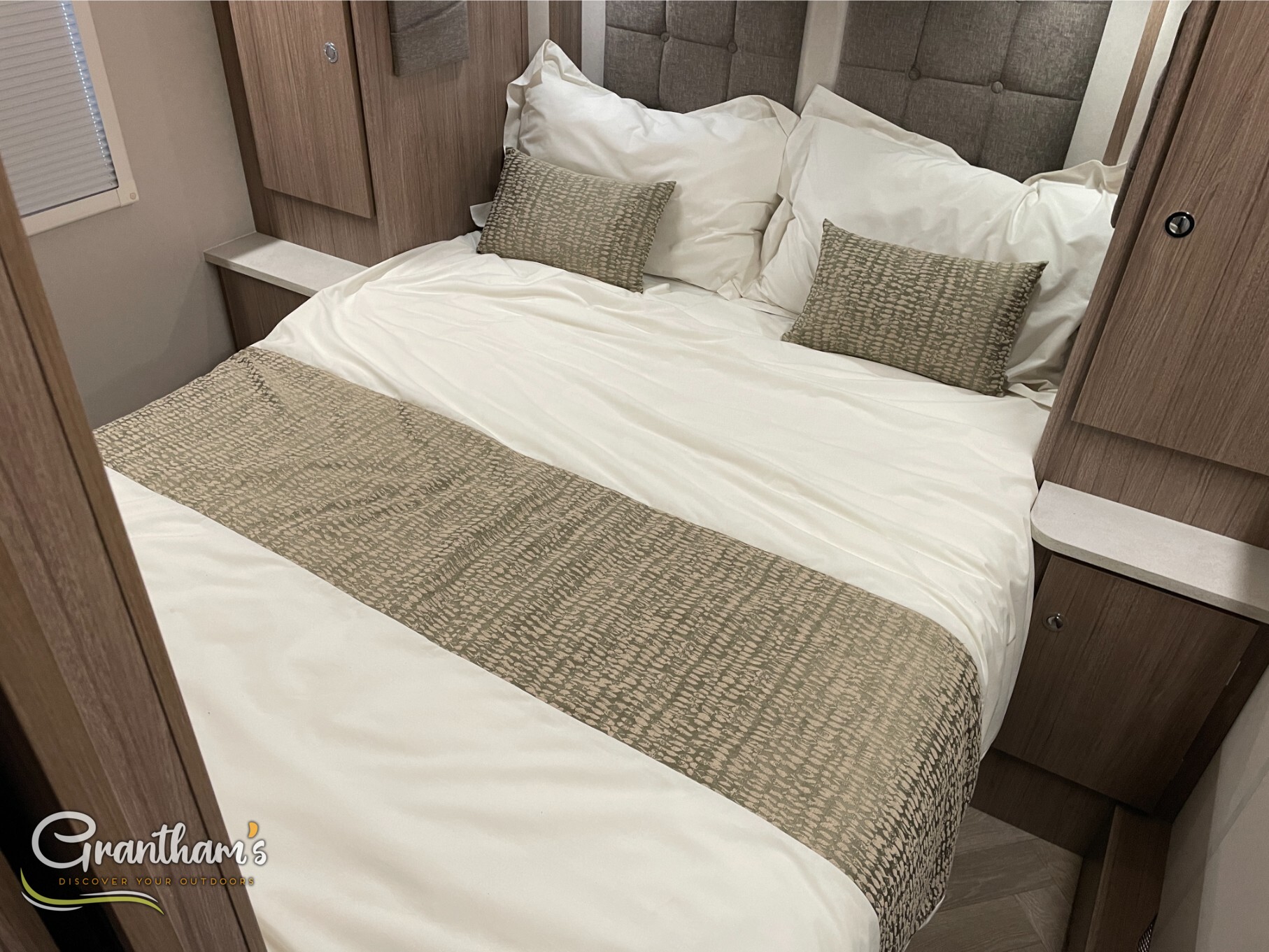 Coachman Vip 545