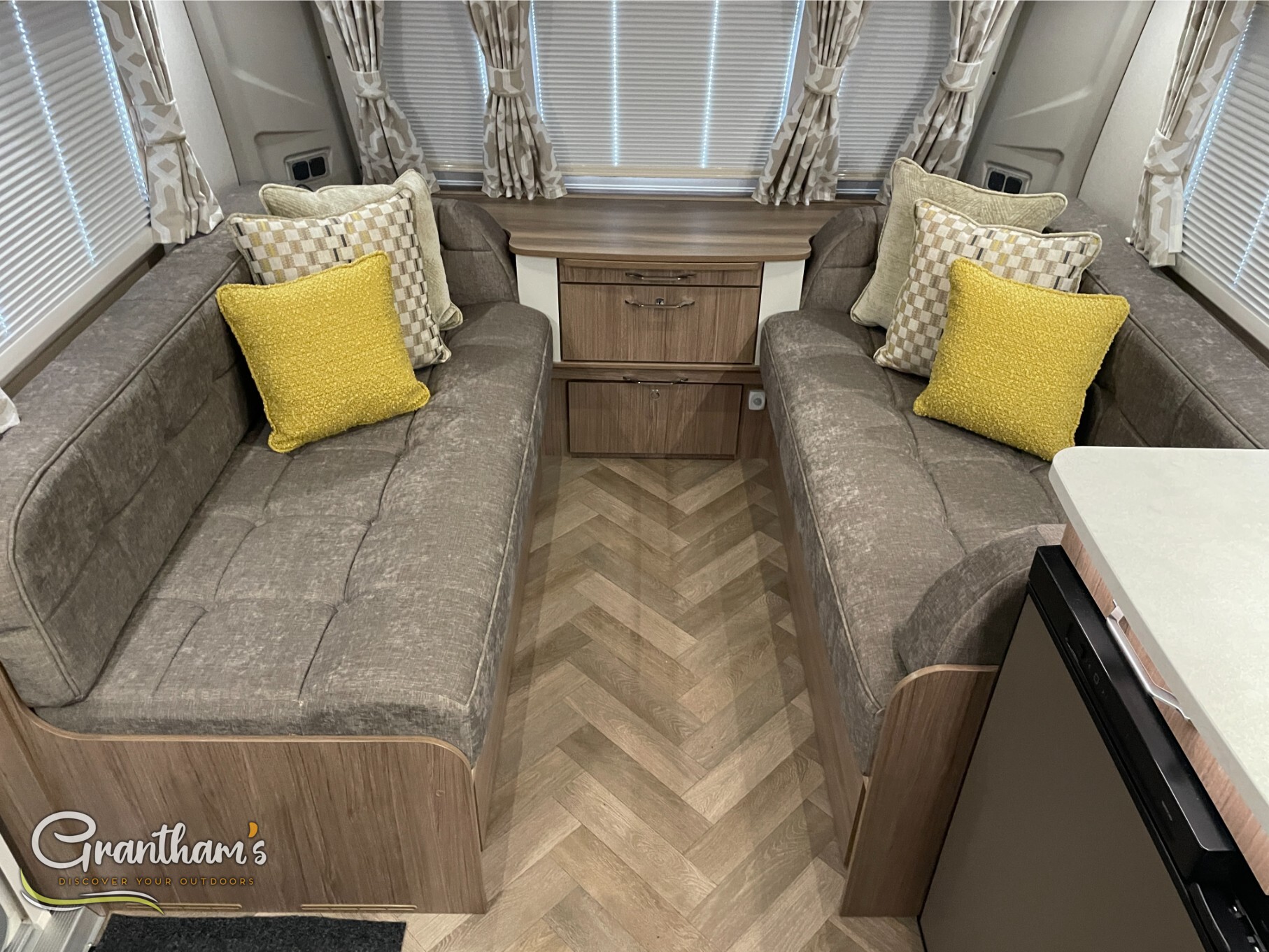 Coachman Vip 545