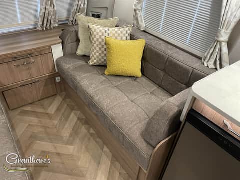 2026 Coachman Vip 545