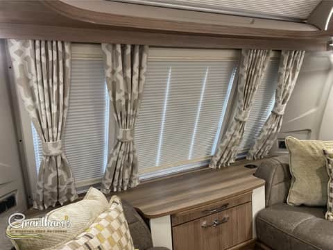 2026 Coachman Vip 545
