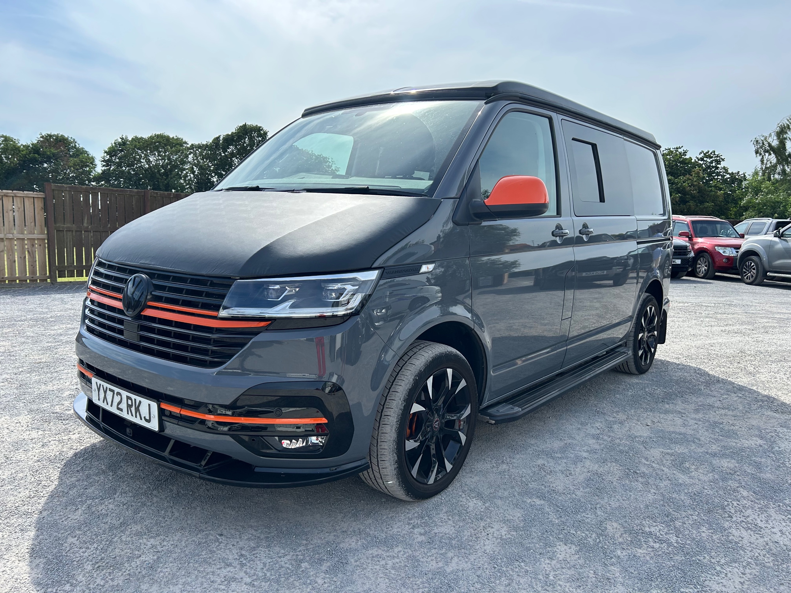 Volkswagen Transporter T28 2.0 TDI T28 Highline Camper Van 5dr Diesel Manual FWD SWB Euro 6 (s/s) (110 ps)