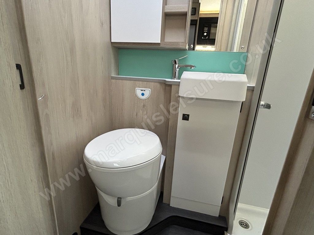 Auto-Trail F-LINE F70