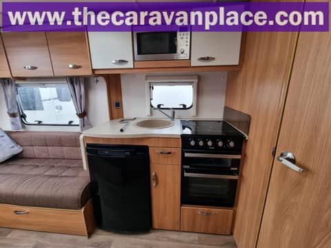 2014 Sprite Alpine 2: Lightweight 2 Berth Caravan with End Washroom