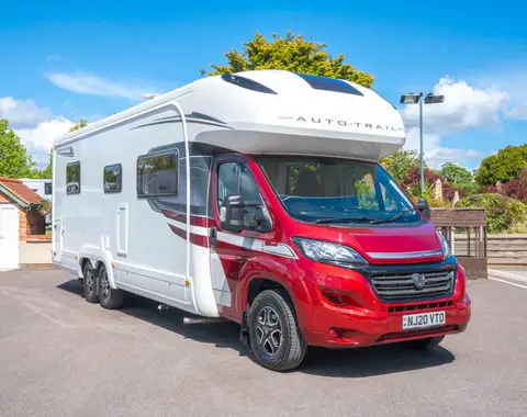 Auto-Trail Comanche Hi Line 180BHP Auto