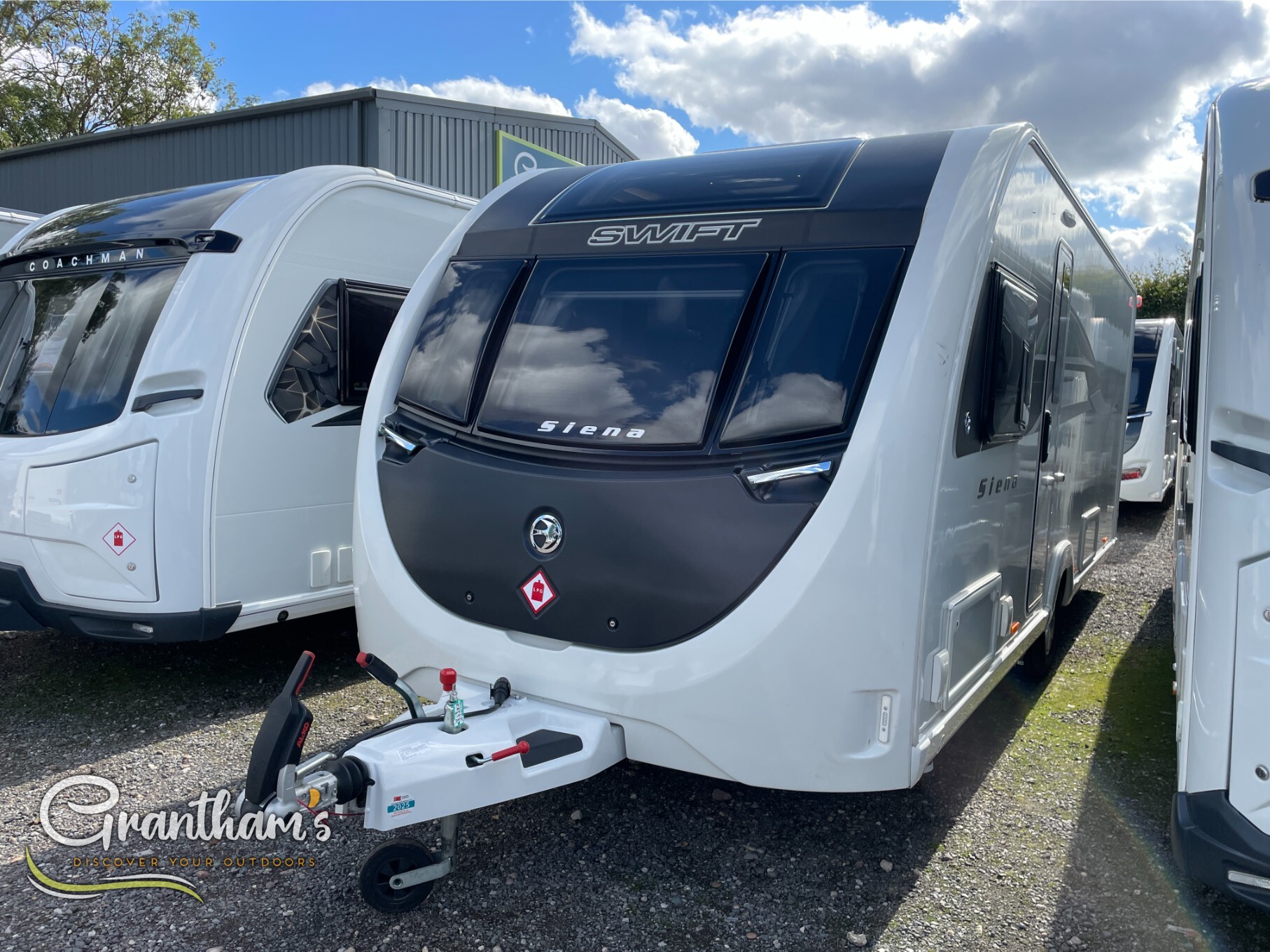 2024 Swift Siena 4-Berth Caravan with French Bed